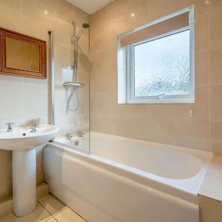بيت للعطل 2 Bed In 82631